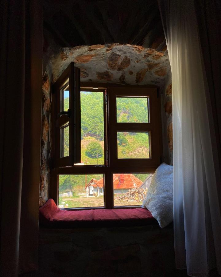 Apartment Old House Подгориця Екстер'єр фото